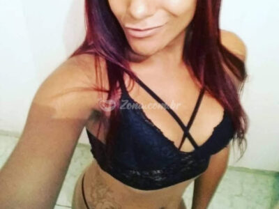 Foto de capa da travesti Verônica Franco